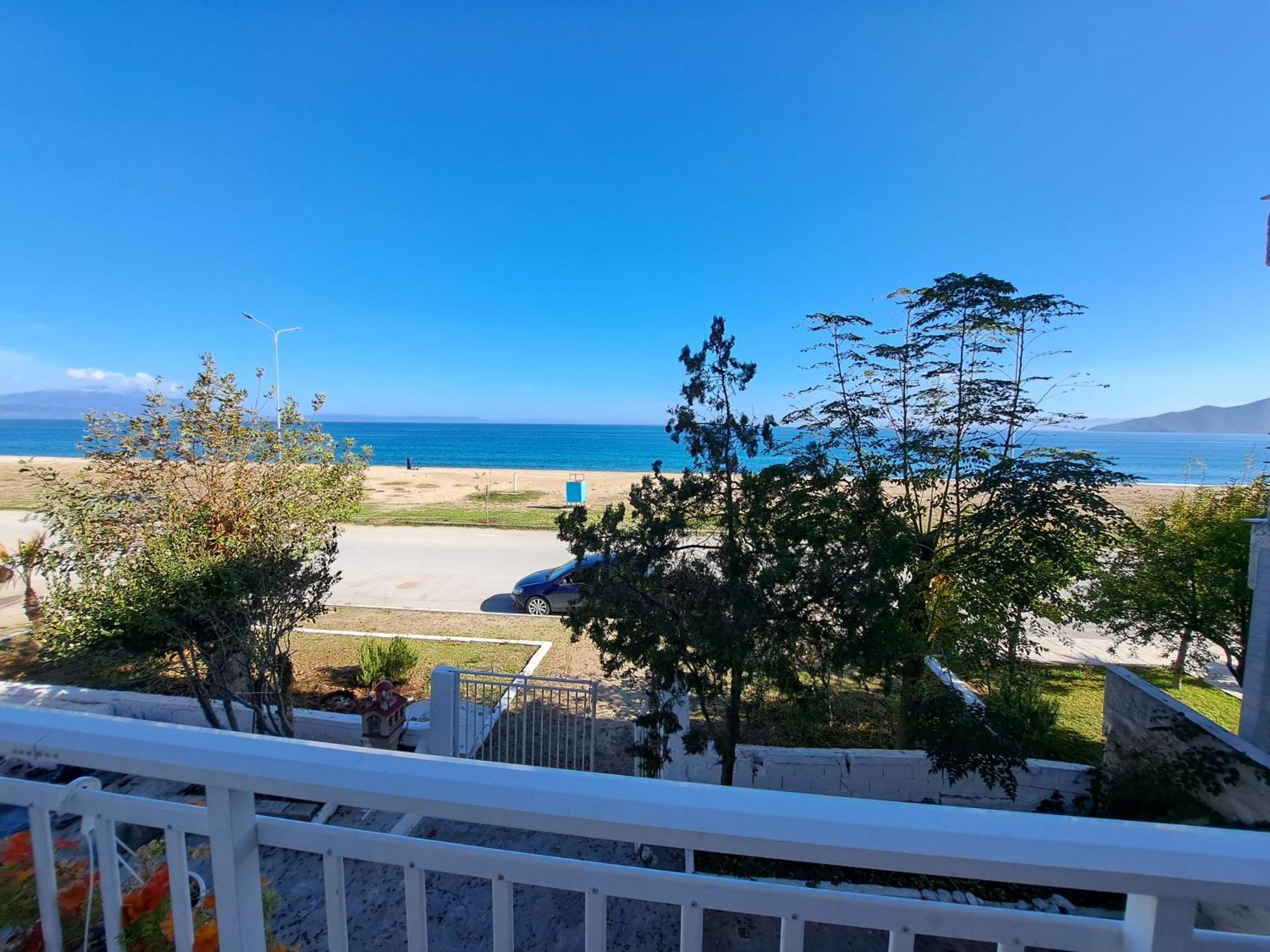 Blue Horizon Apartment Vrasná المظهر الخارجي الصورة